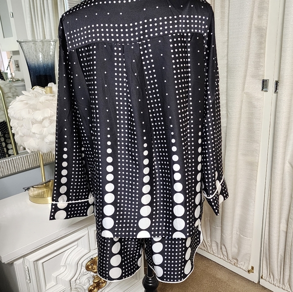 NWT GRACIA loose fit pajama/lounge short set - Picture 7 of 17